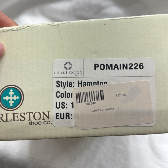 BNIB Charleston Shoe Company size 10 Hampton Sandals in Pearl - Picture 7 of 10